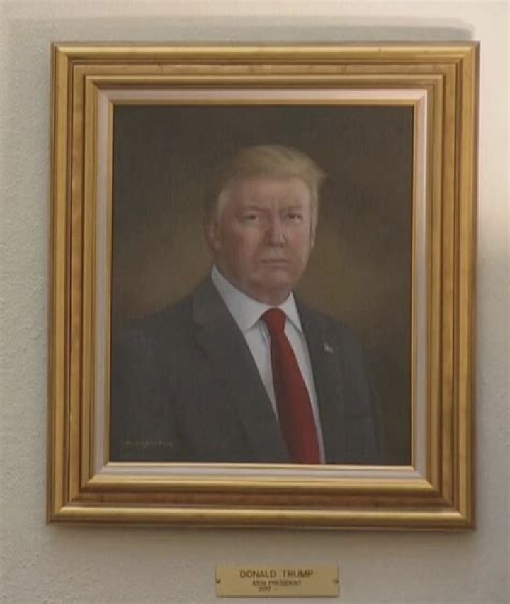 Trump bought a 6foottall portrait of himself with charity money. We may have found it. The