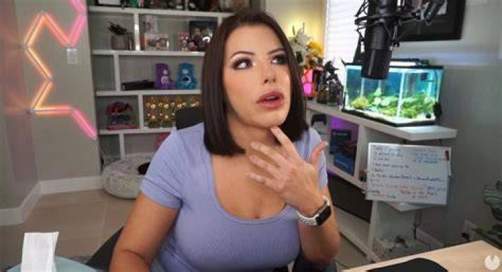 Twitch Star Broke Back After Leaping In Foam Pit at TwitchCon Report