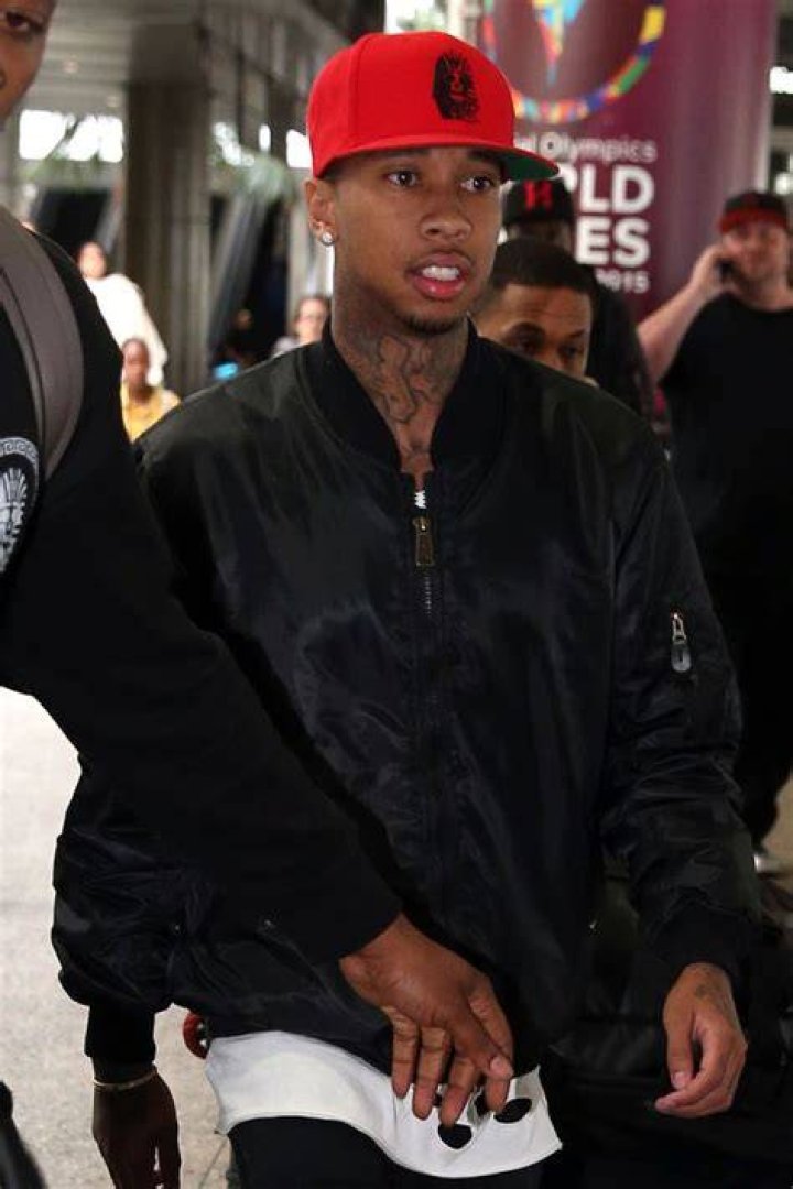 Tyga&rsquo;s transgender 'ex' Mia Isabella releases sexually explicit text messages claiming to expose