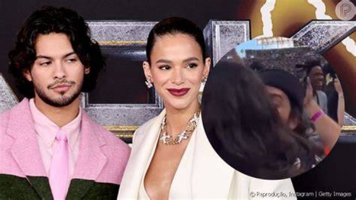 V&iacute;deo. Bruna Marquezine e Xolo Maridue&ntilde;a se beijam em jogo e f&atilde;s piram Metr&oacute;poles