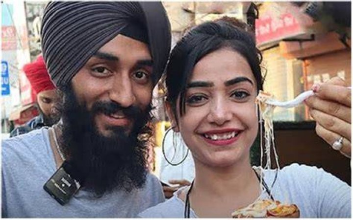 Watch Kulhad Pizza Couple Leaked MMS Viral Video Sparks Privacy Debate
