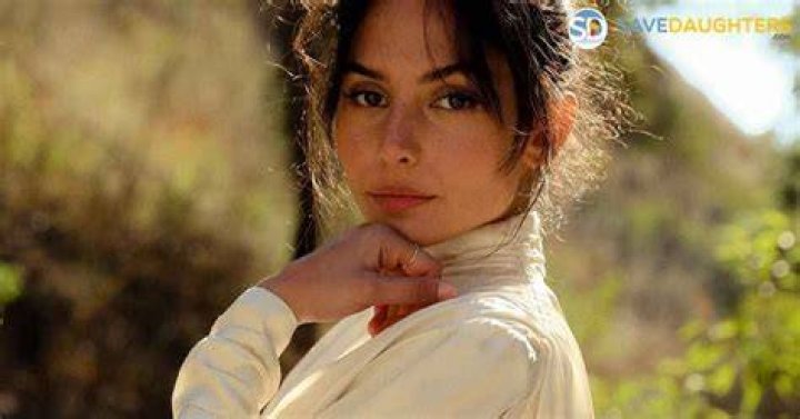 Who Are Pardis Saremi Parents? Who Are Pardis Saremi Parents?