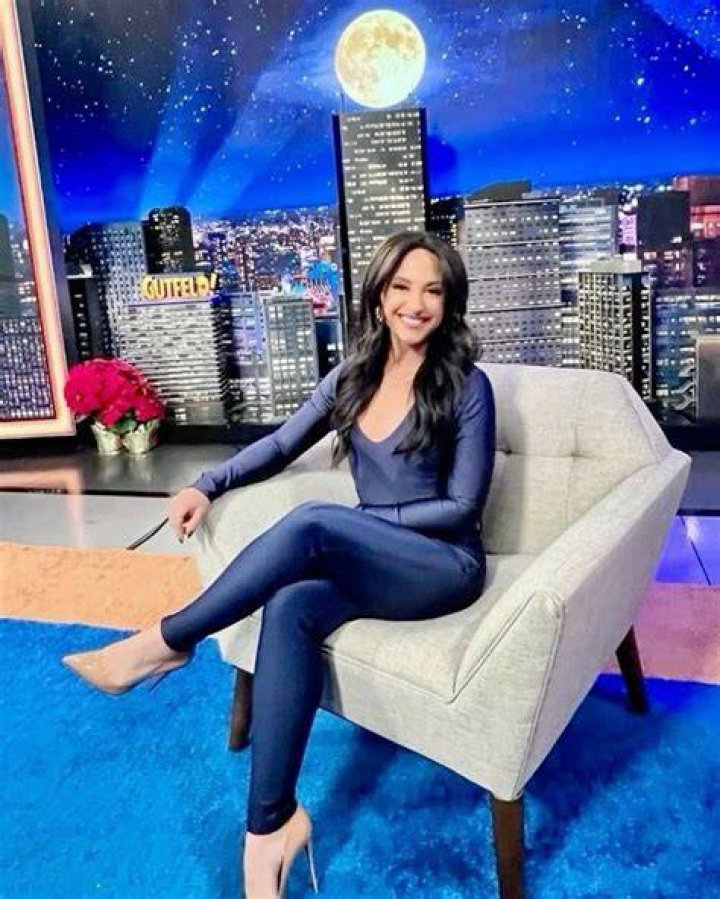 Who is Emily Compagno? net worth, salary, age, husband, parents, biography and updates Kemi